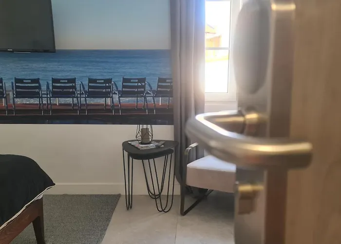 Le Petit Trianon Et Le Charme Des Suites